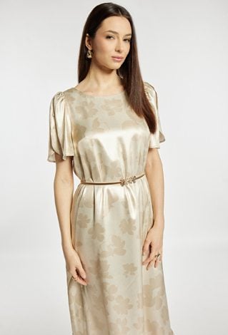 Elegancka sukienka z delikatnym wzorem