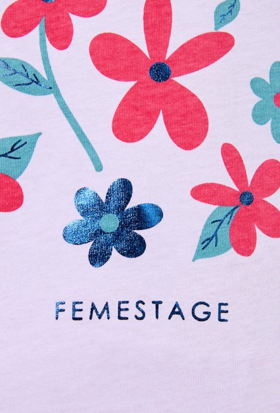 T-shirt z kwiatowym nadrukiem