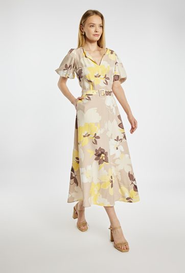 Zwiewna sukienka w kwiaty