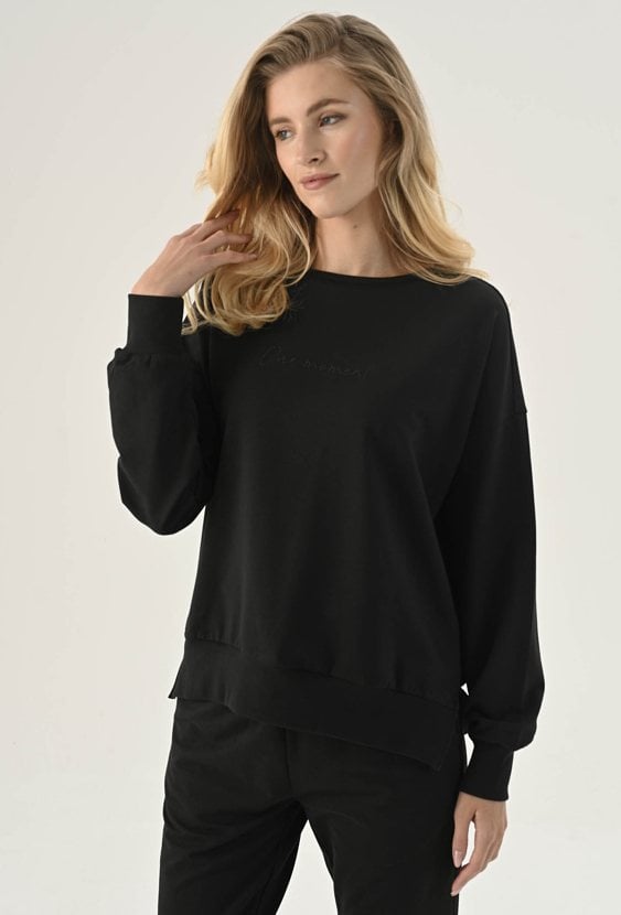 Bluza w kolorze czarnym