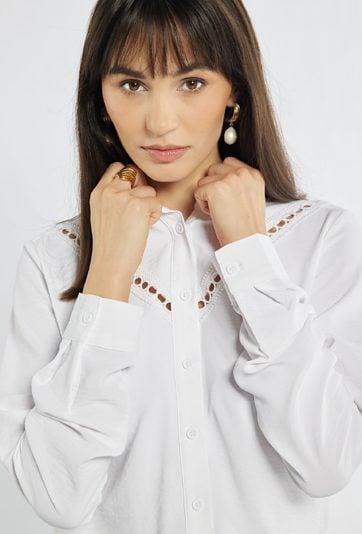 Koszula z ażurową wstawką