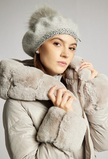 Dzianinowy beret damski