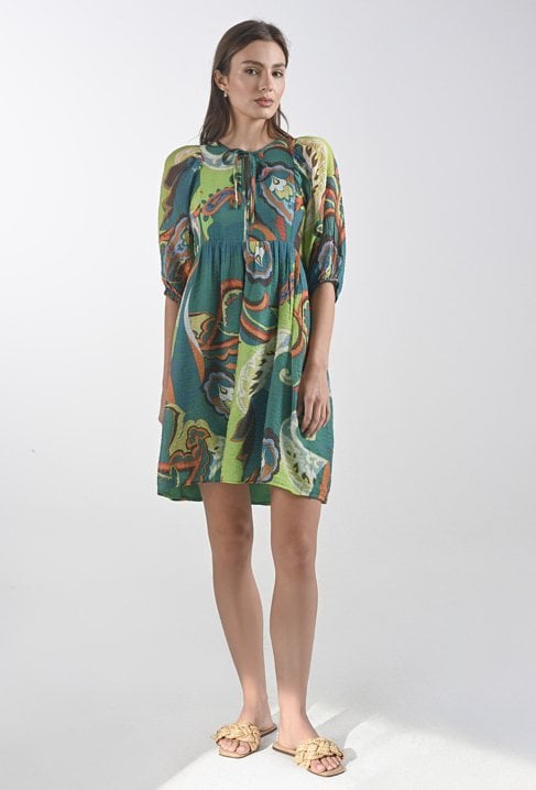 Krótka sukienka w energetyczny print