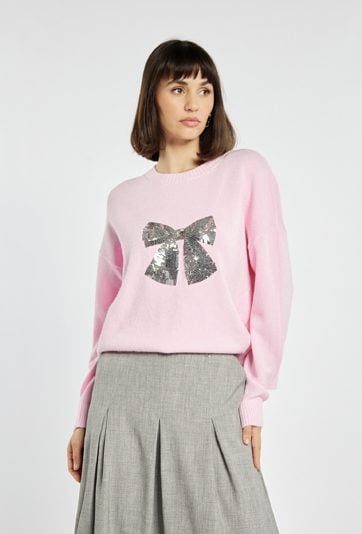 Sweter z cekinową kokardą