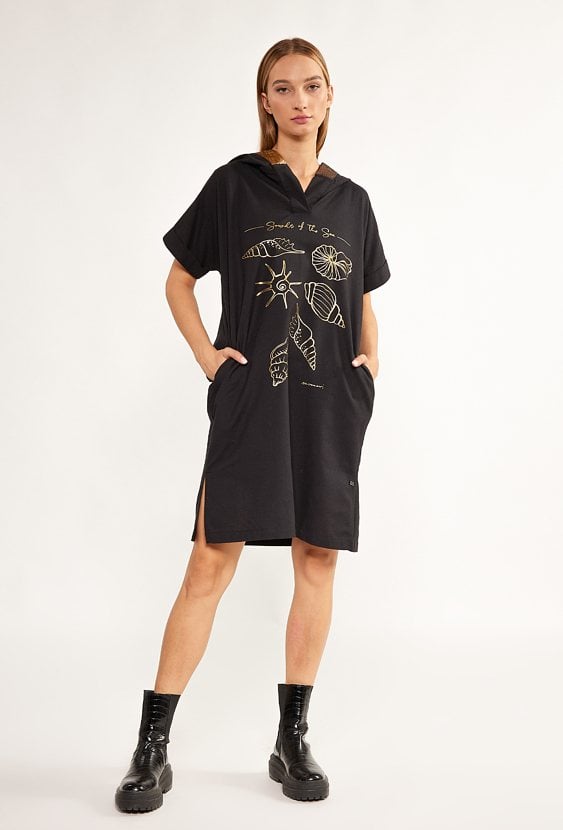 Bawełniana sukienka z kapturem