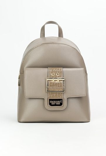 Plecak damski z ozdobną klamerką