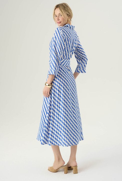 Długa sukienka w energetyczny print