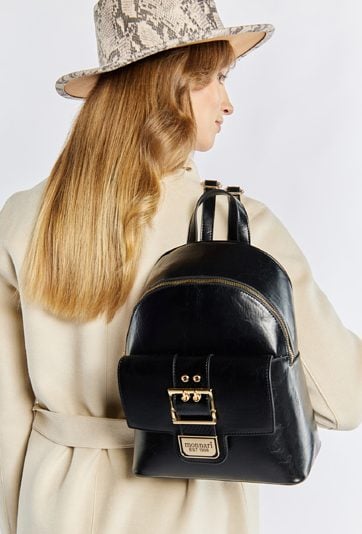 Plecak damski z ozdobną klamerką