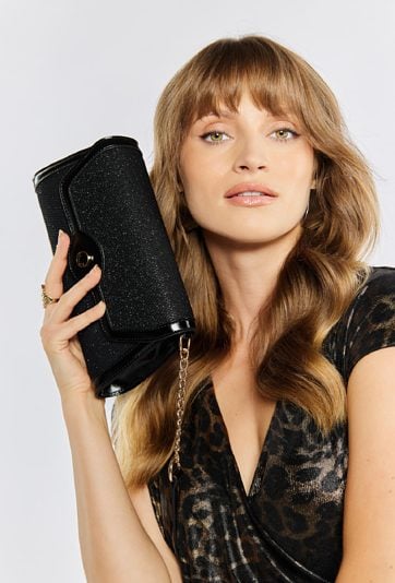 Elegancka torebka z połyskiem