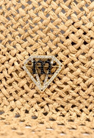 Kapelusz damski o letnim fasonie