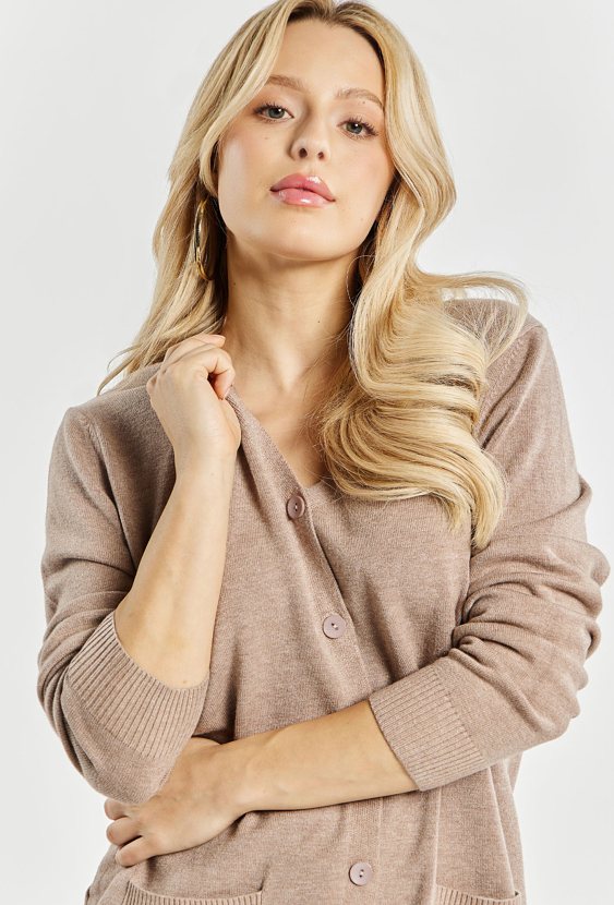 Sweter damski z kieszeniami