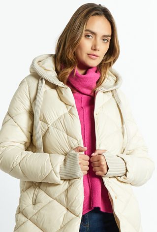 Pikowany płaszcz damski