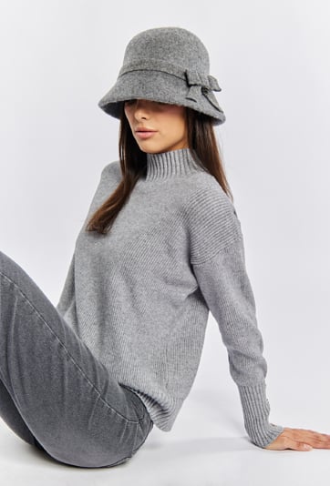 Wełniany kapelusz damski