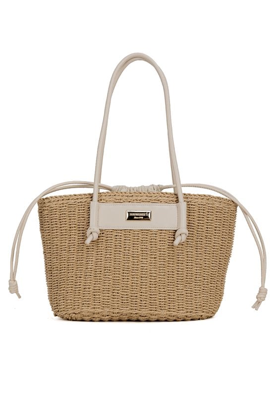 Pleciony koszyk ze ściągaczem