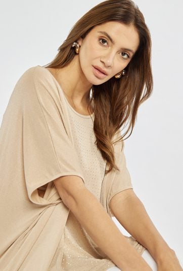 Luźna bluzka z połyskującymi detalami