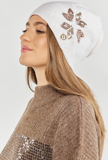 Czapka WHITE SNOW HAT0380-001