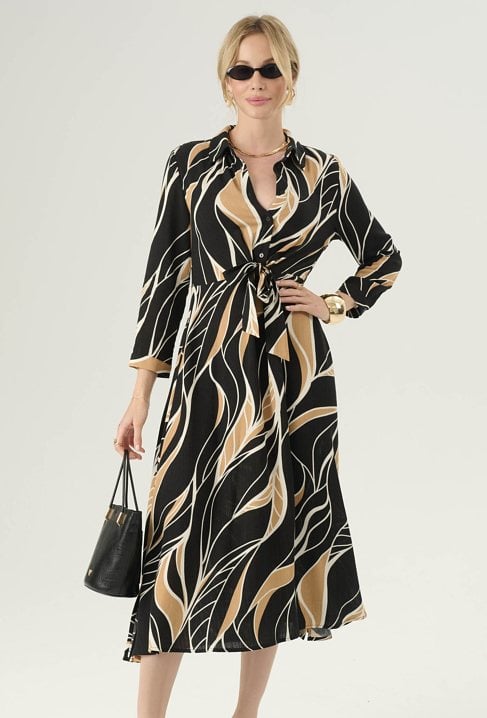 Długa sukienka z kołnierzykiem