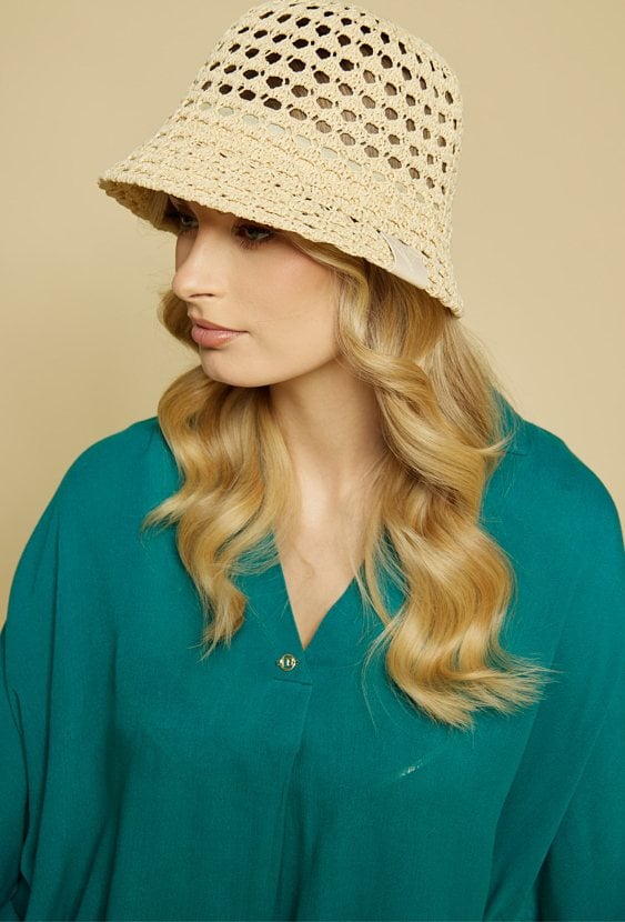 Ażurowy kapelusz damski