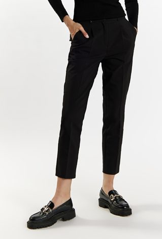 Spodnie z prostą nogawką