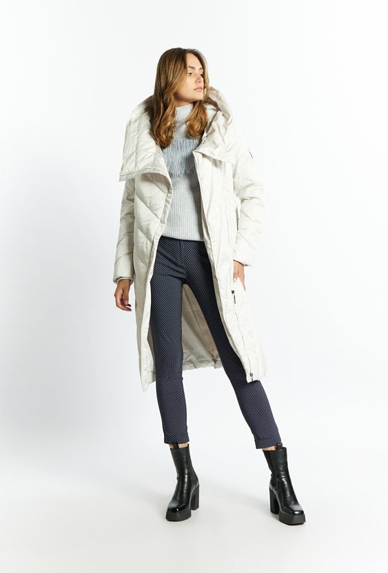 Długi płaszcz damski z kapturem