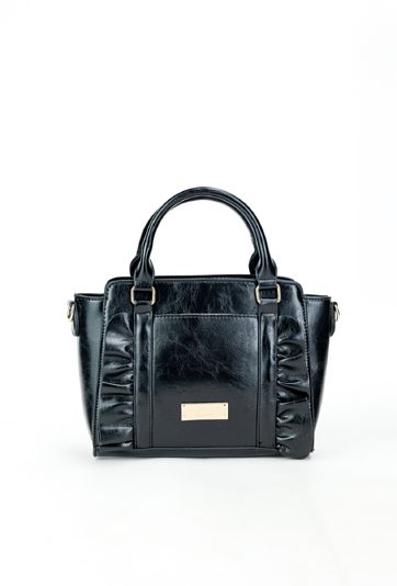 Kuferek ze zdobieniem z przodu