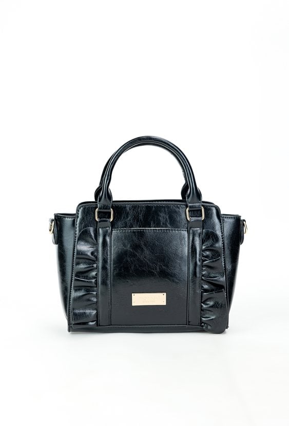 Kuferek ze zdobieniem z przodu