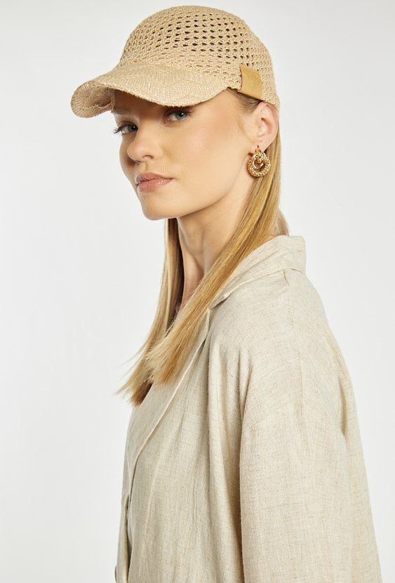 Czapka z daszkiem na lato