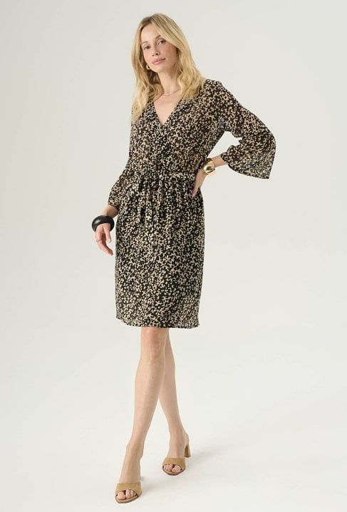 Sukienka w ciekawy print