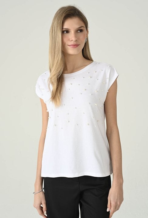 T-shirt z aplikacjami