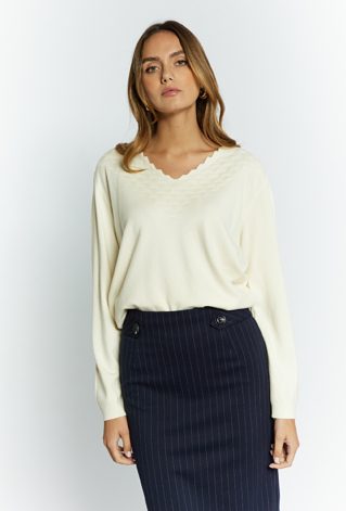 Sweter damski ze zdobieniem