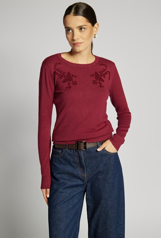 Sweter damski z haftem