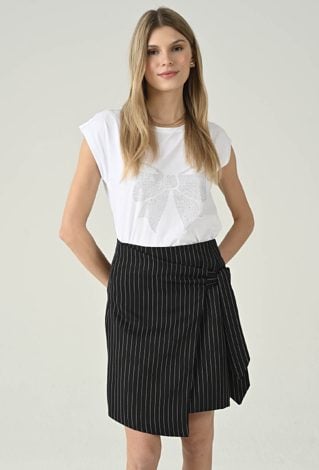 T-shirt damski z ozdobną kokardą