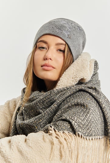 Klasyczna czapka z domieszką wełny