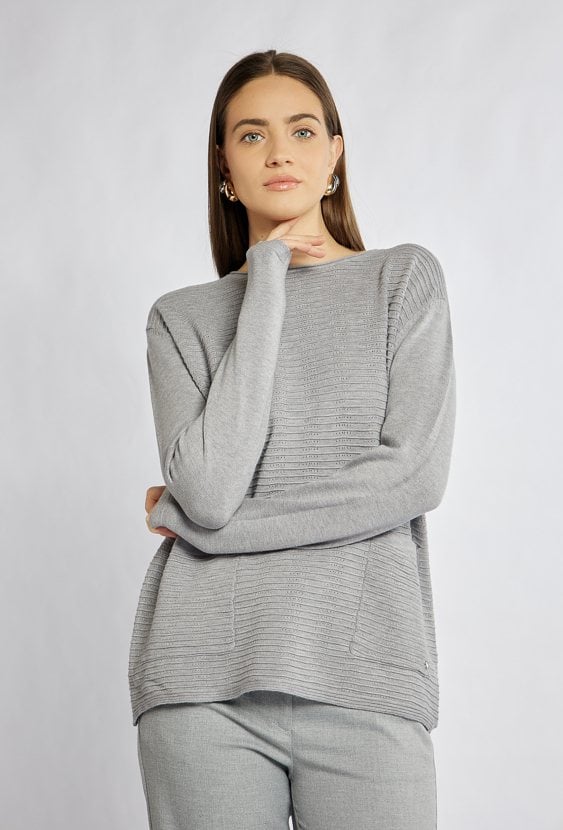 Sweter z kieszonkami