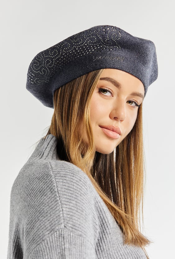 Klasyczny beret z dżetami