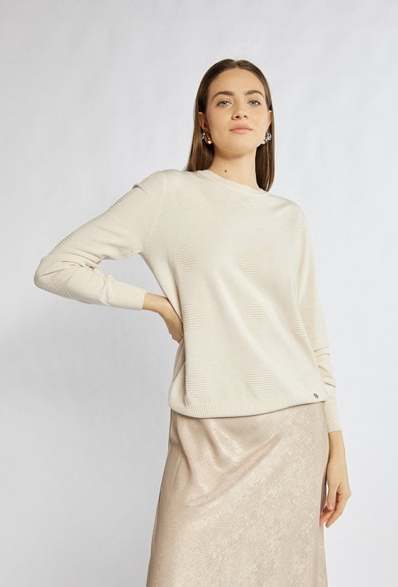 Sweter damski z delikatnym wzorem