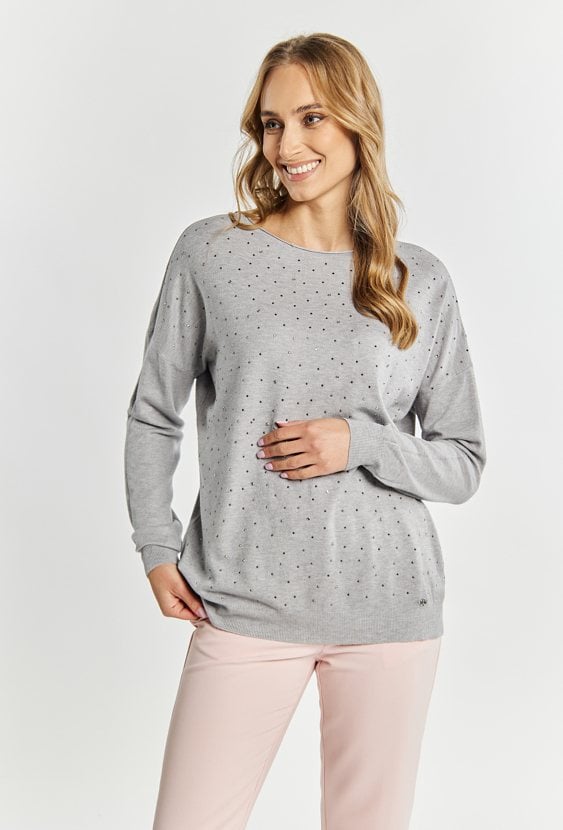 Sweter damski z ozdobną aplikacją