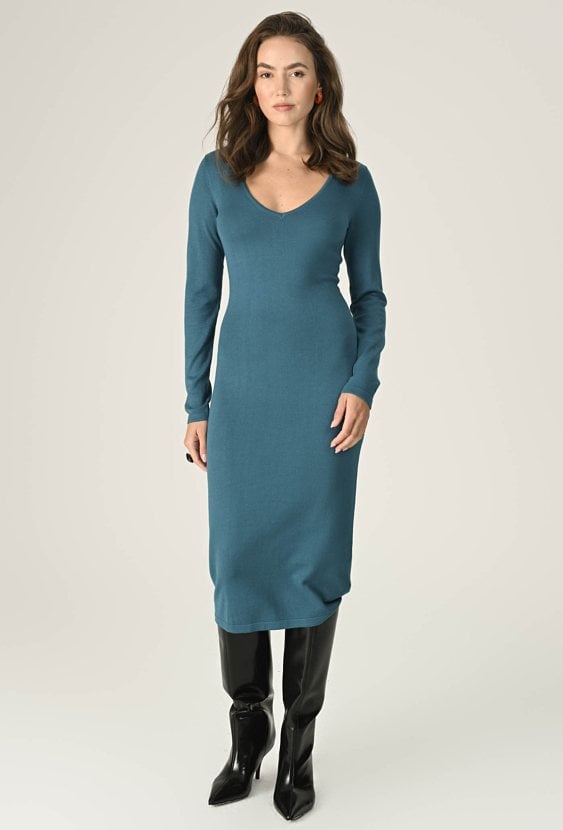 Długa dzianinowa sukienka z wiskozy