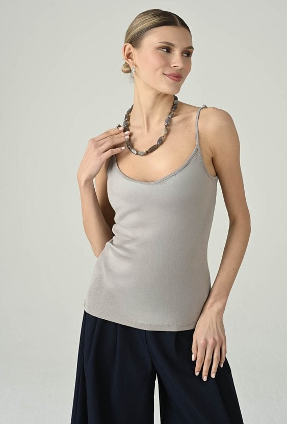 Szary top na ramiączkach