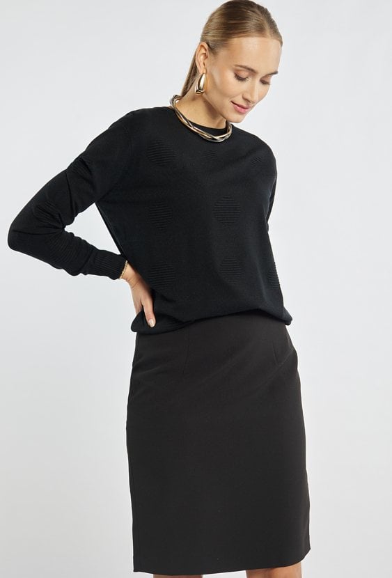 Sweter damski z delikatnym wzorem