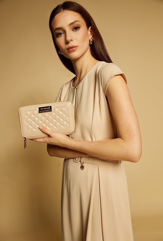 Mała torebka na telefon