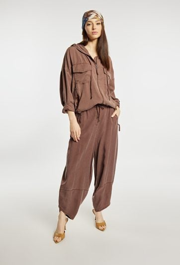 Lekka kurtka z kapturem