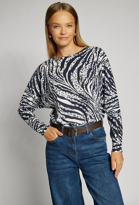Wzorzysty sweter damski