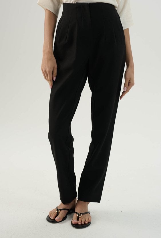 Czarne eleganckie spodnie