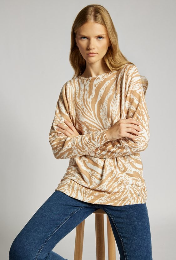 Wzorzysty sweter damski