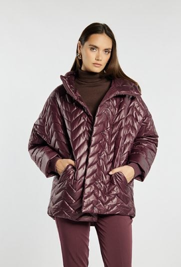 Pikowana kurtka z kapturem