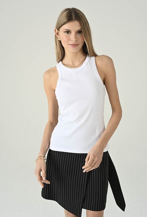 Top damski bez rękawów z okrągłym dekoltem