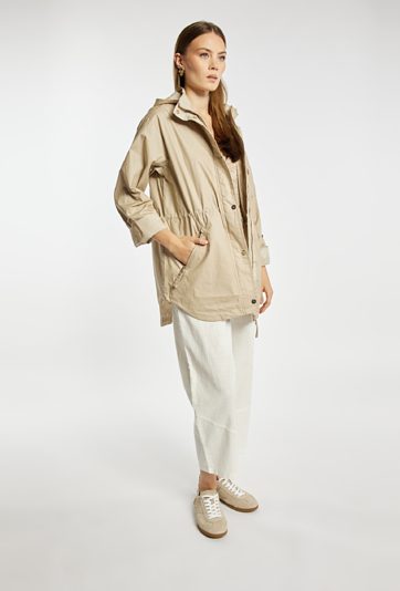 Krótka parka damska z kapturem