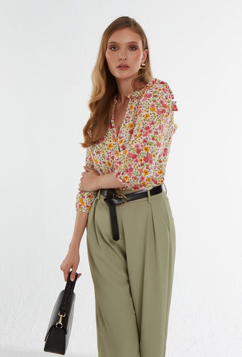 Wiskozowa koszula z falbaną