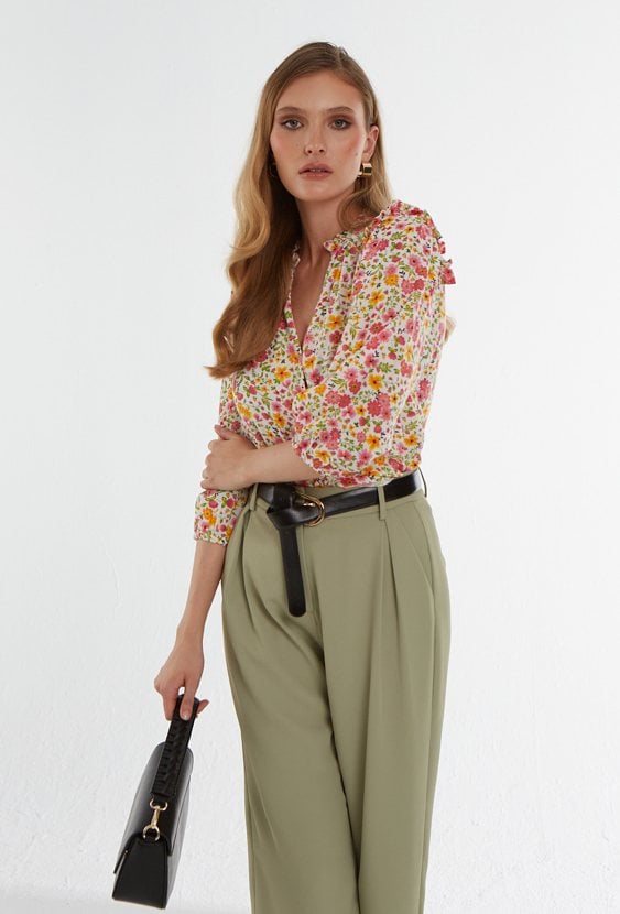 Wiskozowa koszula z falbaną